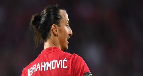 بالفيديو.. زلاتان يفتتح أهدافه الرسمية مع اليونايتد في شباك ليستر 